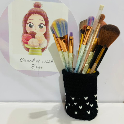 Crochet Storage Basket for makeup/pens/pencil