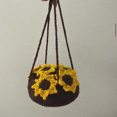 Sunflower pot