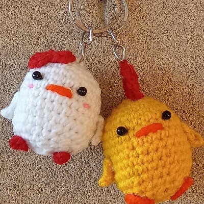 crochet chicken keychains