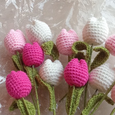 crochet tulips
