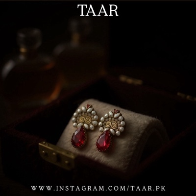 kundan studs