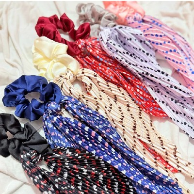 Printed tail scrunchies