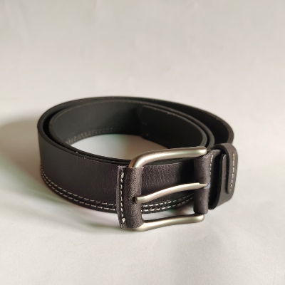 Premium Quality Genuine Leather Black Belt for Men - Stylish Casual Wear