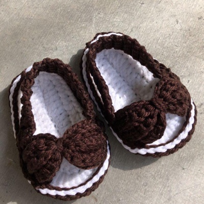 Crochet Sandals (new born size)