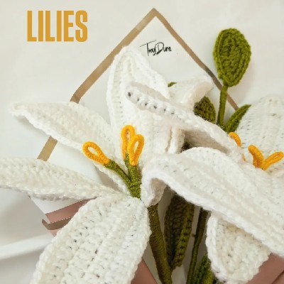 White Tulip Crocheted Bouquet