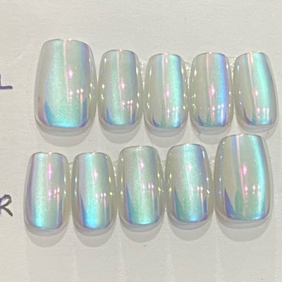 Cateye short nails (15 pcs + application kit)