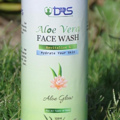 ALOE VERA FACE WASH
